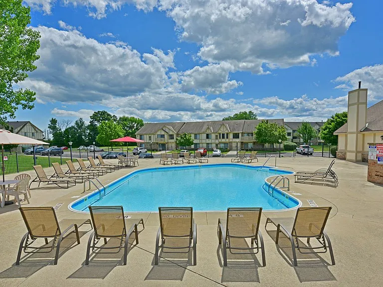 Tanglewood Apartments — Photo 52