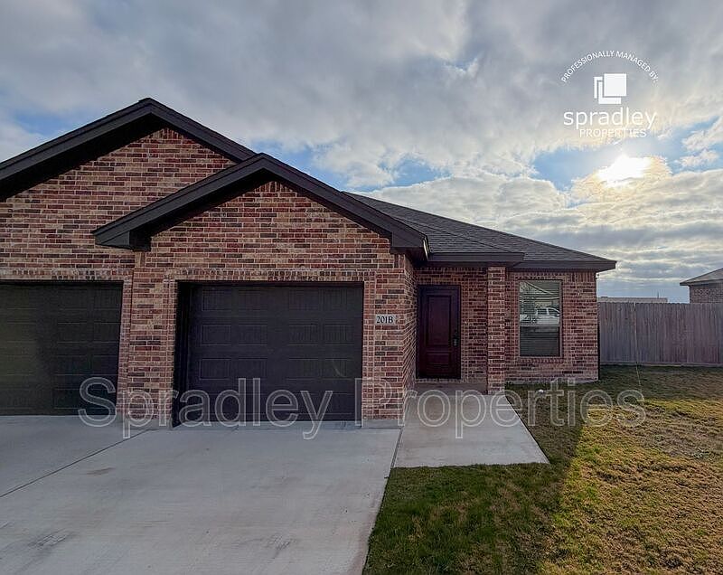 1st image of 201B Juniper Dr