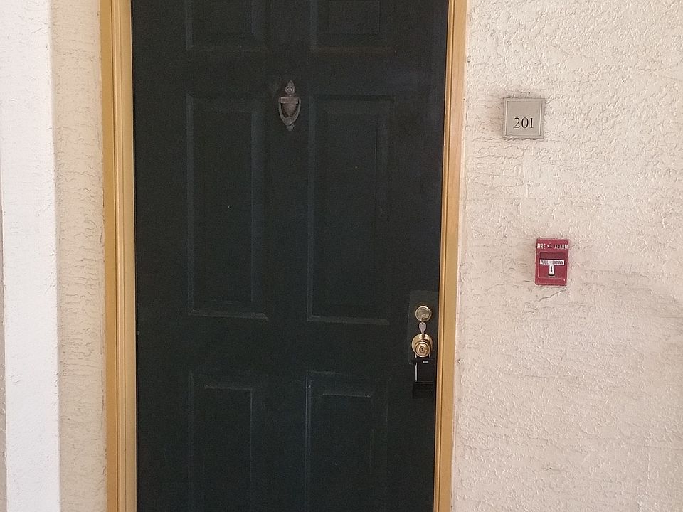 1st image of 5604 Pinnacle Heights Cir APT 201