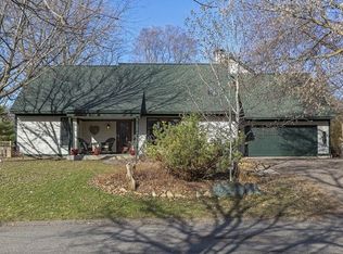 1735 Perkins Ln, Maple Plain, MN 55359