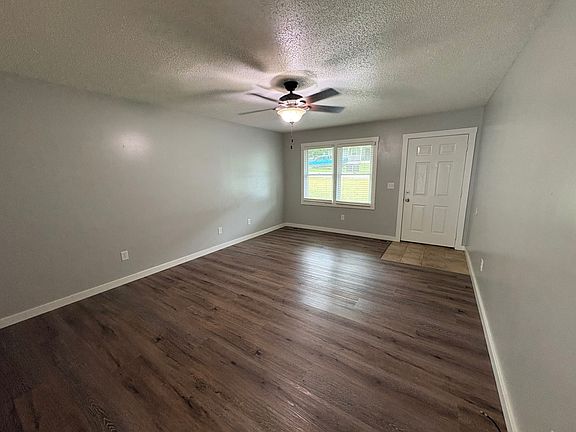 2nd image of 1621 N 16th St #1621