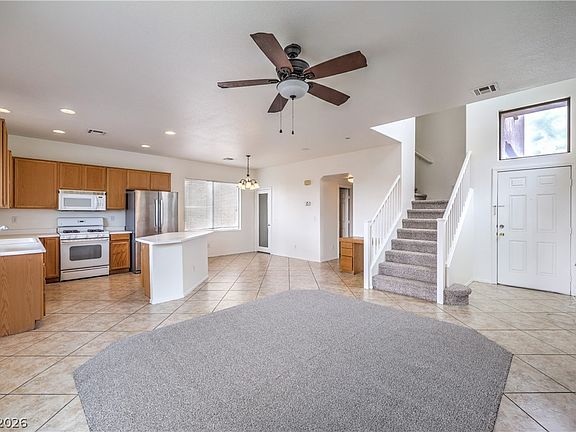 5th image of 3448 Quiet Pueblo St