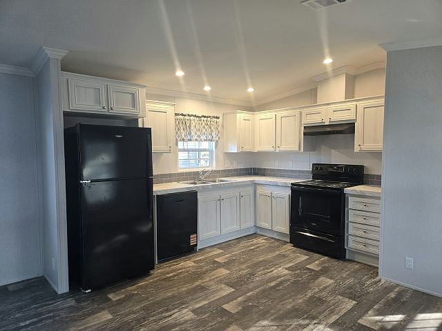 2nd image of 2168 Greenbrier Village Loop #147
