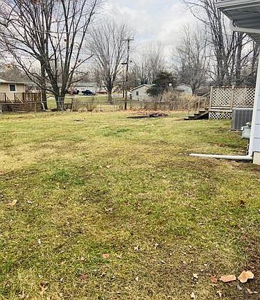 4th image of 101 Edgewood Dr