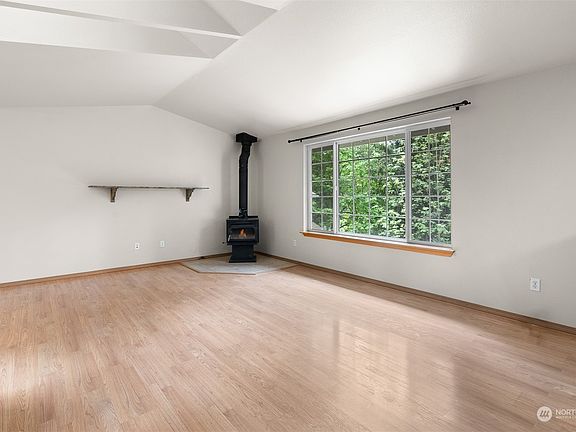 3rd image of 22623 Echowood Lane SE