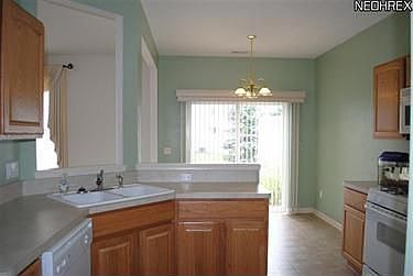 4th image of 1255 Durham Dr