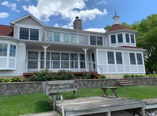14040 View Dr, Camden, MI 49232
