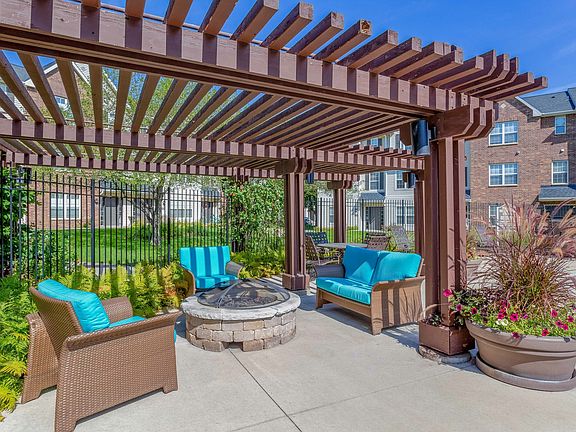 Outdoor Poolside Firepit