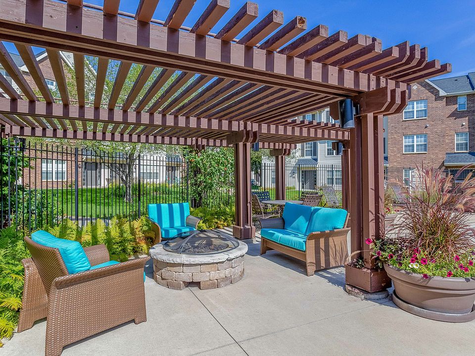 Woodbury Park at City Centre 2150 Vining Dr Woodbury MN Zillow