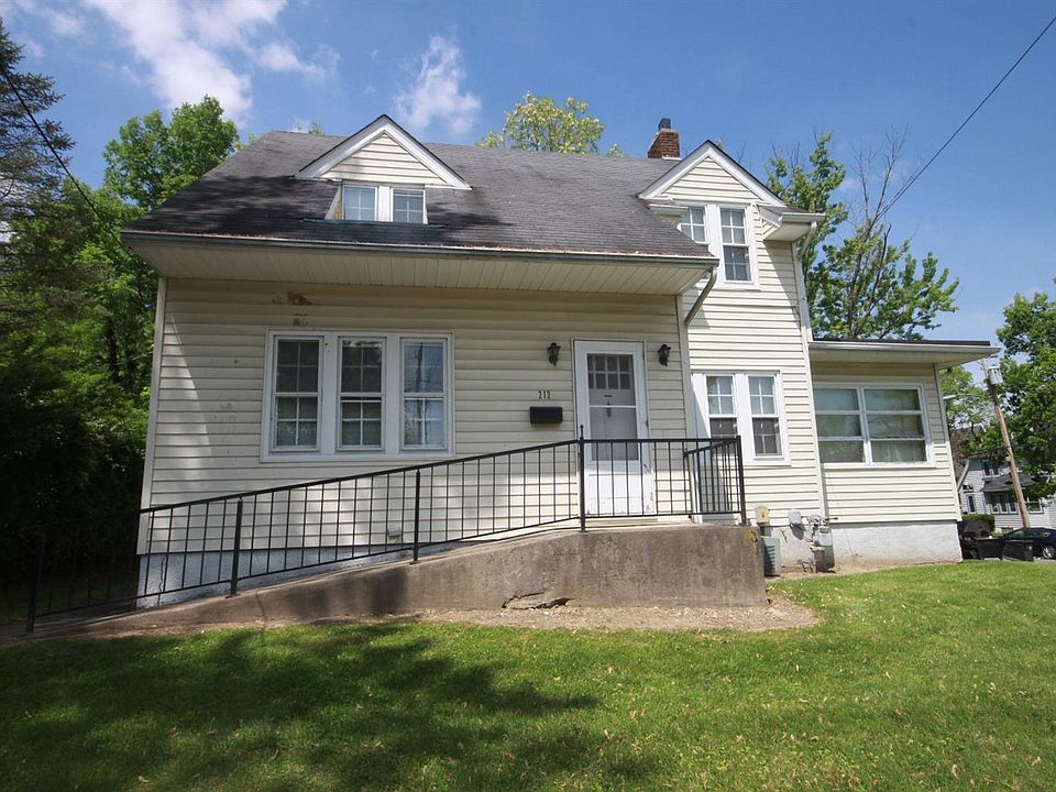 1st image of 212 Bishop St