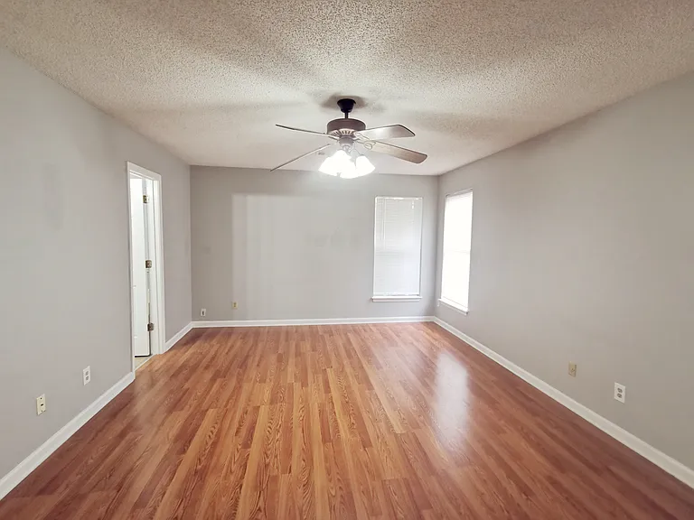 2157 Williams Pl — Photo 16