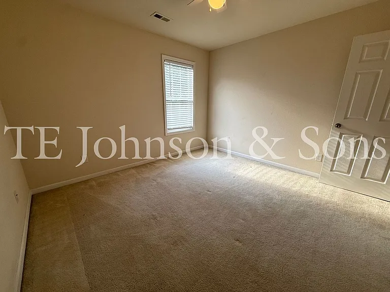 108 Greenway St — Photo 50
