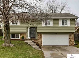 15255 U St, Omaha, NE 68137