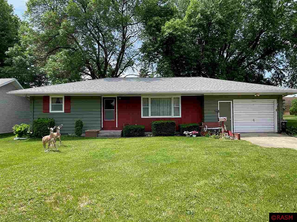 1st image of 308 10th Ave S