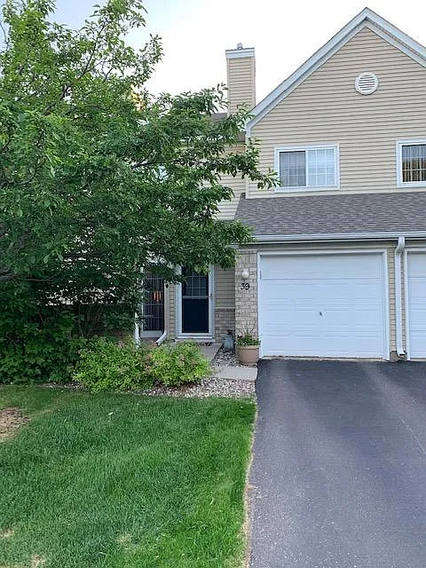 2270 Ranchview Ln N #39