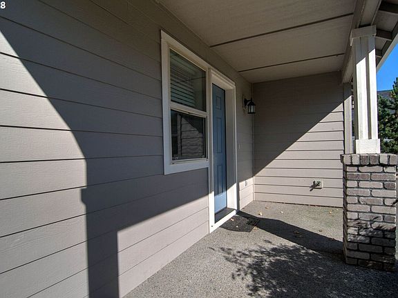 4th image of 4204 NE 128th Ave