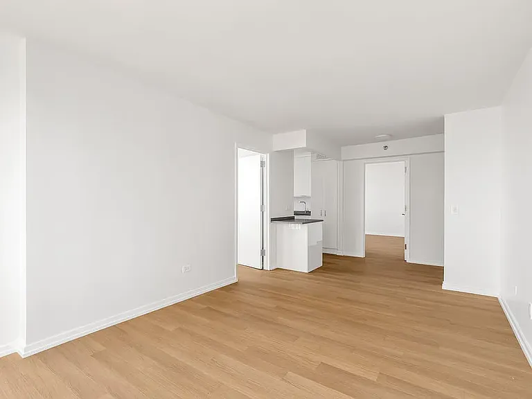 75 W End Ave #P37B — Photo 4