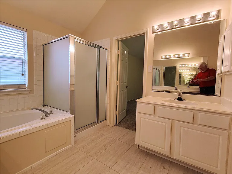 7127 Bristol Ridge Dr — Photo 18