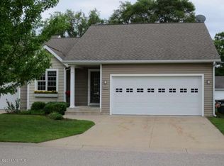 2195 Rosewood Ln, Muskegon, MI