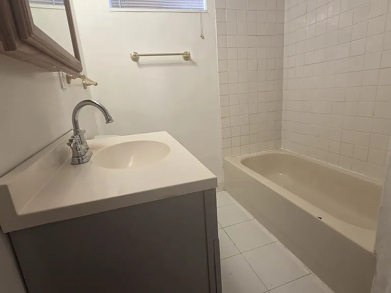 1845 Monroe Dr NE #6 — Photo 6
