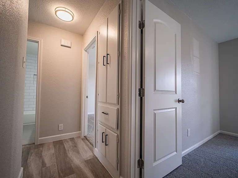 5866 Cliff Path — Photo 28