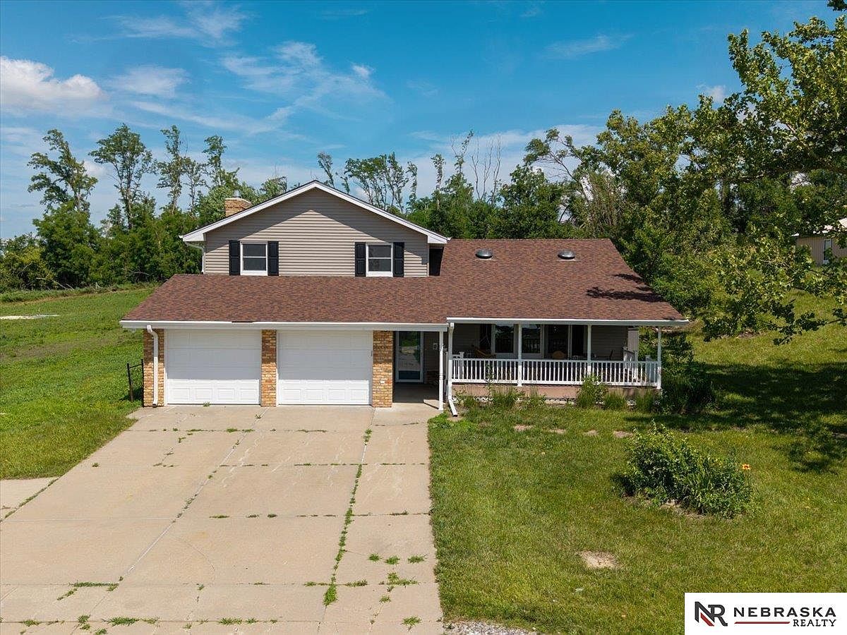 12275 County Road 34, Blair, NE 68008 | Zillow