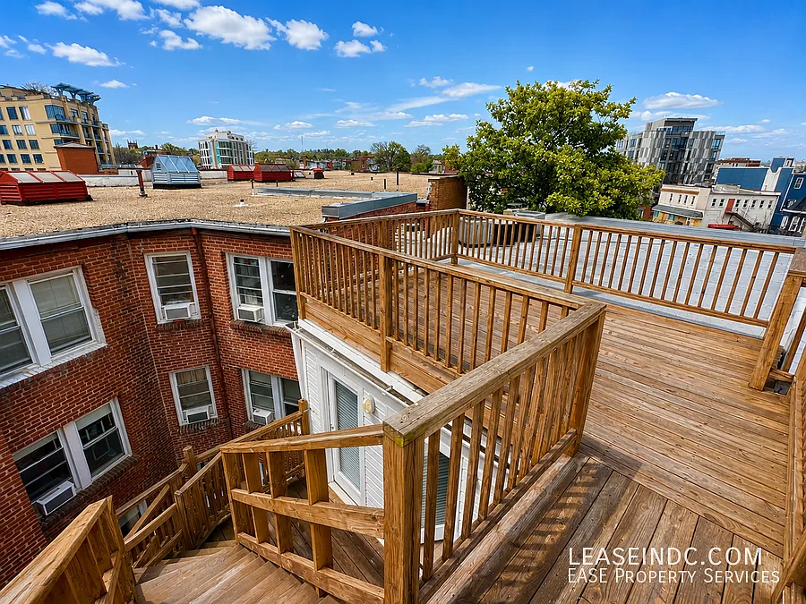 2 bed, 805 sqft, $2,825 — Photo 2