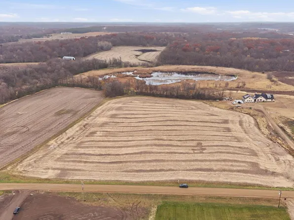 446 72nd St NW, Buffalo, MN 55313