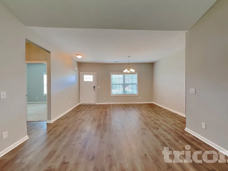920 Stokewood Pl — Photo 3
