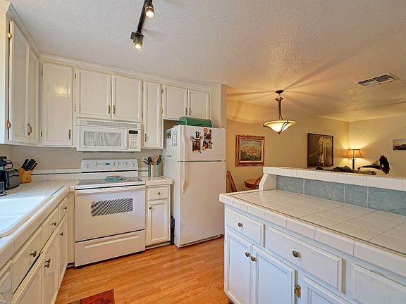 5th image of 4291 Patterson Dr APT 1