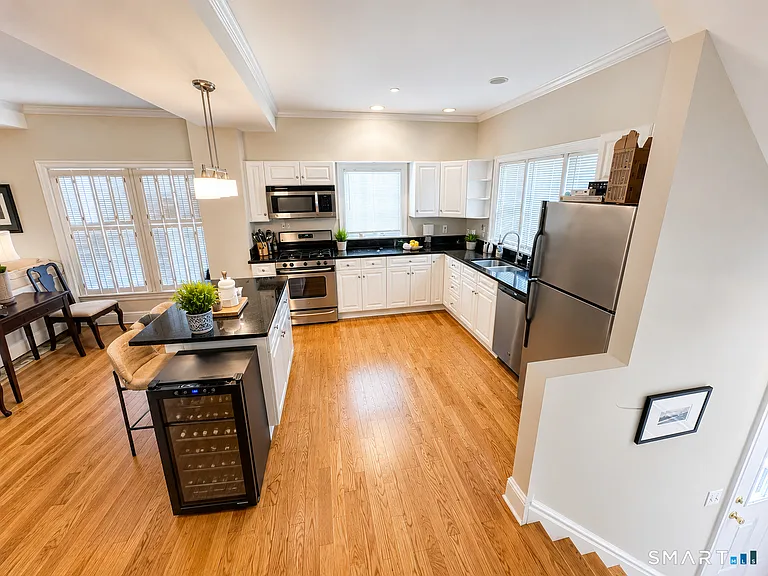 14 Haviland St #B1 — Photo 9