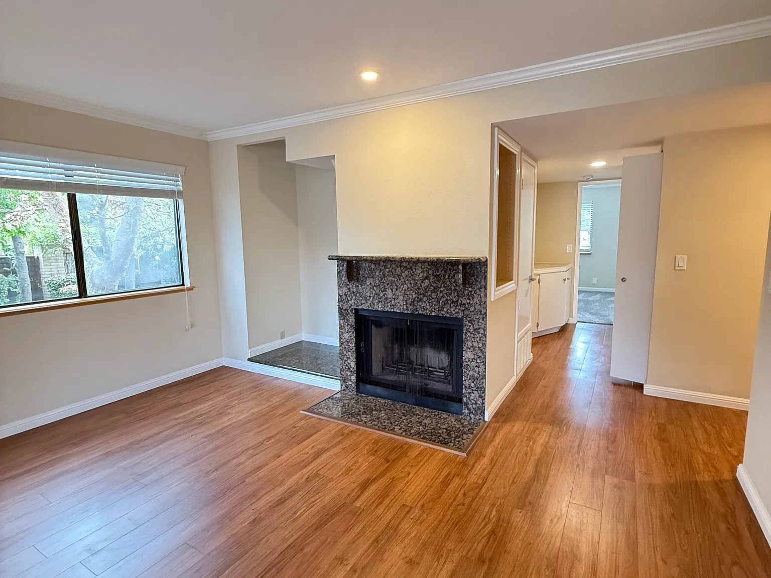 2 bed, 1104 sqft, $3,100 — Photo 2