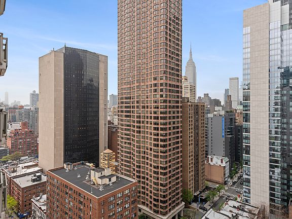 3rd image of 300 E 40th St APT 25S