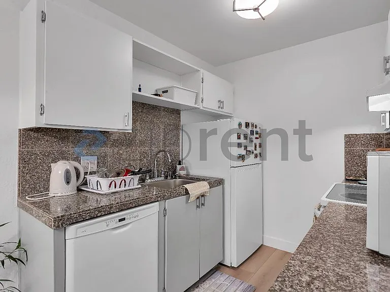 415 Piccadilly Pl #3 — Photo 10