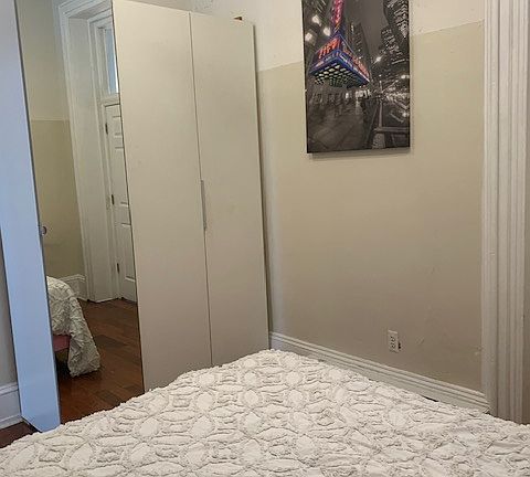4th image of 2041 Spring Garden St APT 1F