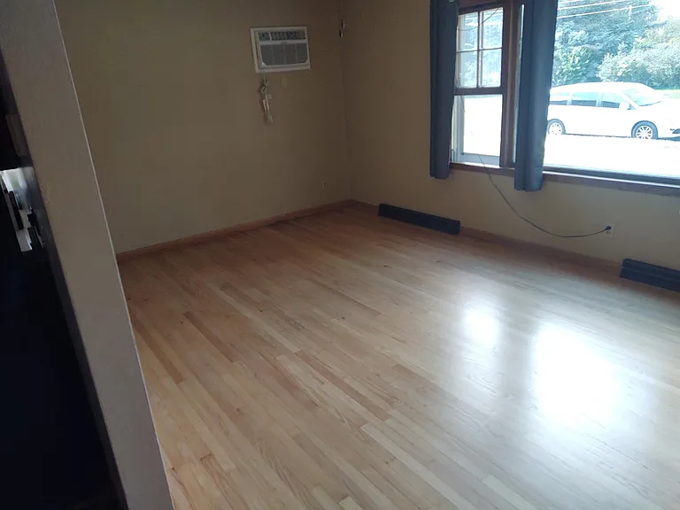 881 Columbus St #3 — Photo 3