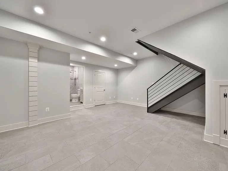 1322 N Franklin St #1 — Photo 20