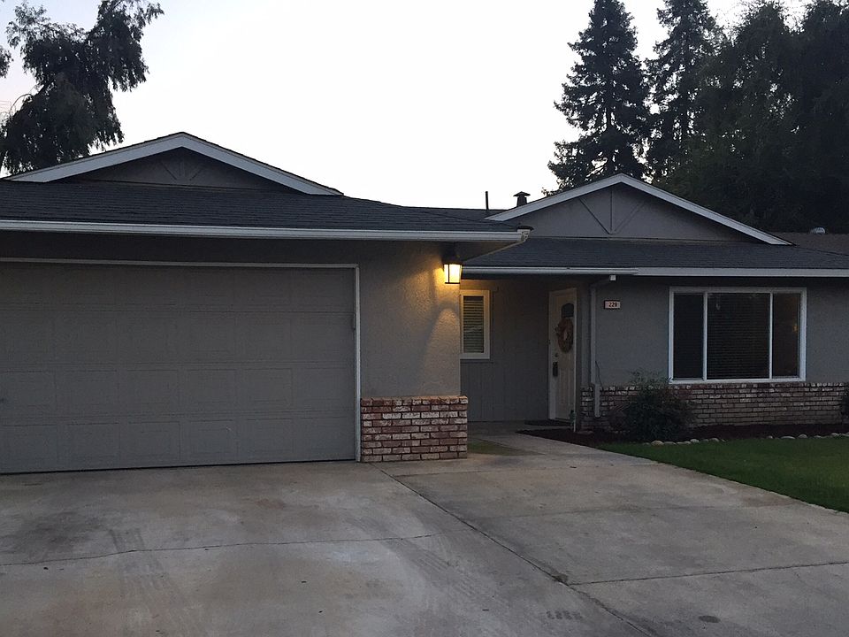 1st image of 229 E Country Ave