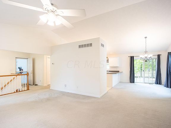 4th image of 435 Crystal Dr