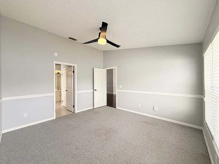 1118 Hardwood Dr — Photo 32