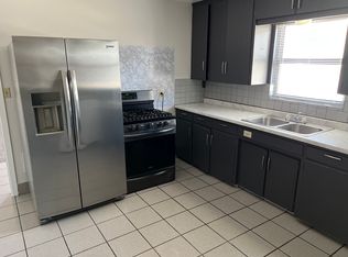 1210 Coal Ave SE, Albuquerque, NM 87106
