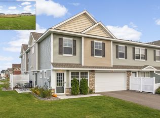 8048 Abercrombie Ln, Woodbury, MN 55129