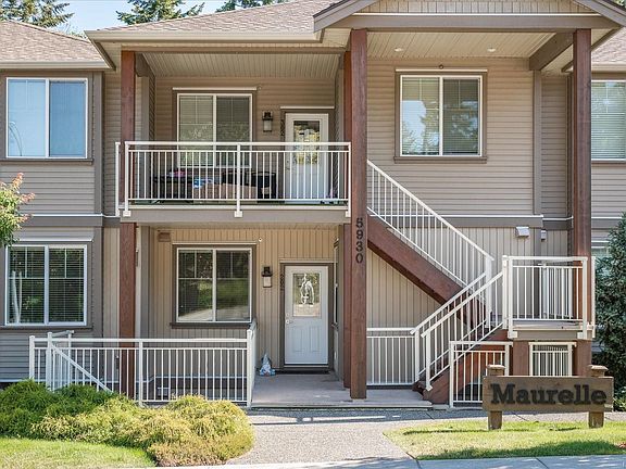 3rd image of 5930 Nelson Rd #102