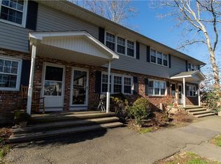 280 E Main St APT D6, Clinton, CT 06413