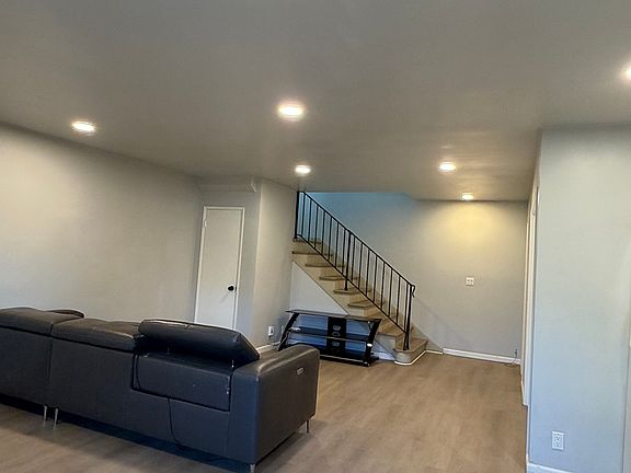 2nd image of 3628 Vane Ave #A