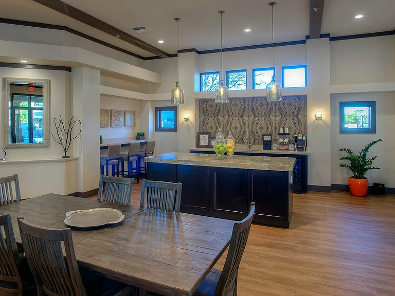 The Reserve at Gilbert Towne Center — Photo 7