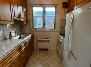 1054 Lydig Ave FLOOR 2, Bronx, NY 10461