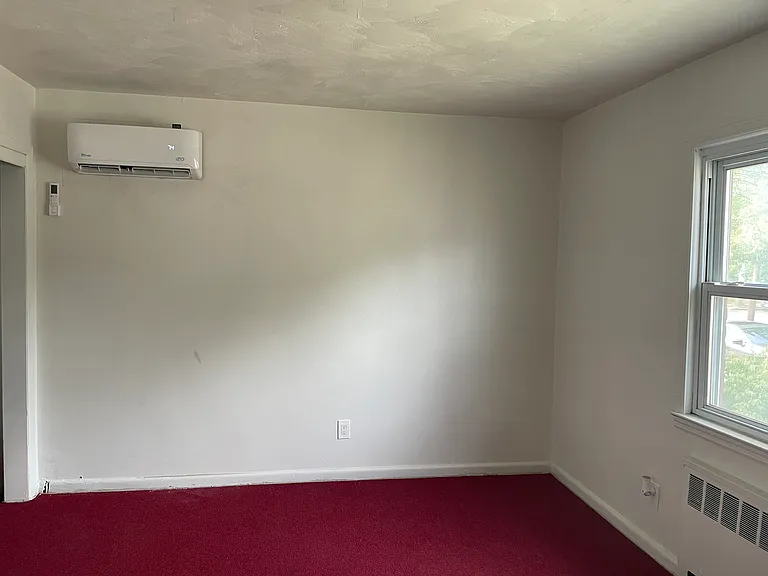 1379 E St #1 — Photo 24