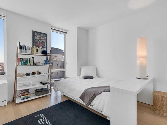 4th image of 22 N 6th St APT 18E
