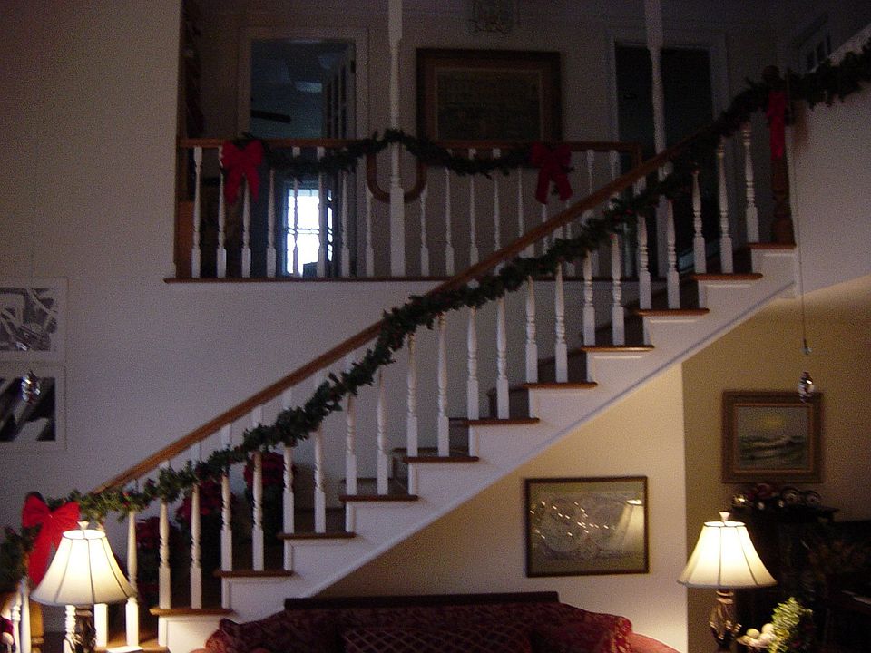 Entry and balcony